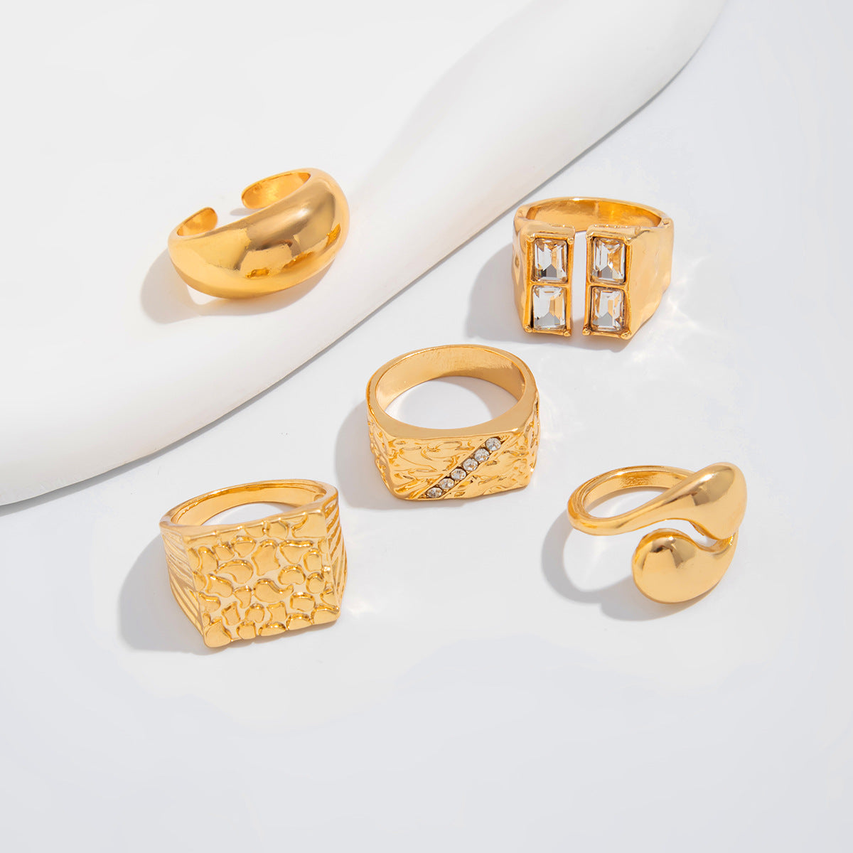 Fashionable Hollow Inlaid Irregular Ring Vintage Alloy Wrinkled Ring Set