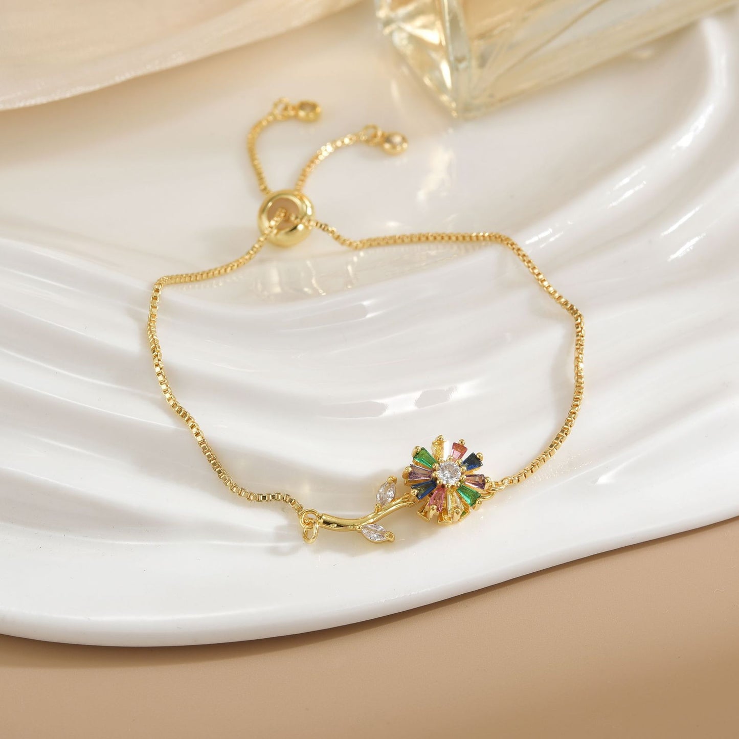 Rotatable Flower Color-Retaining Pure Copper Gold-Plated Bracelet with a Sense of Design and High-End Feel, Non-Fading Jewelry