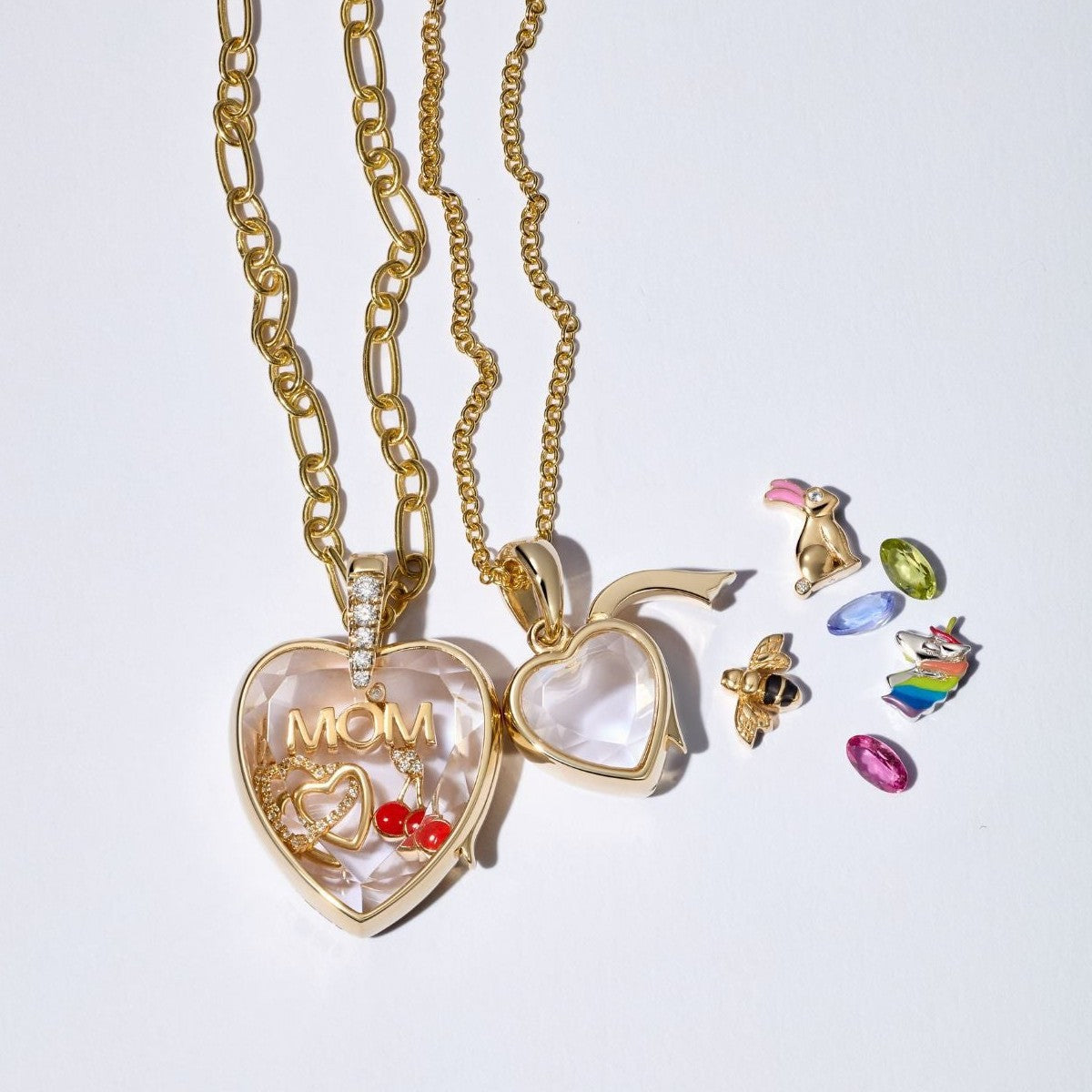 Retro Personality Photo Box Pendant Necklace Openable DIY Pendant Hollow Design Transparent Box 18K Gold Color Retention