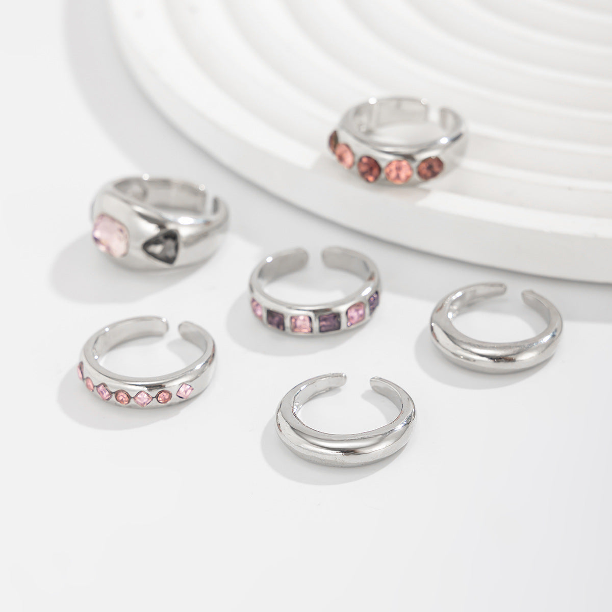 Fashionable Hollow Inlaid Irregular Ring Vintage Alloy Wrinkled Ring Set