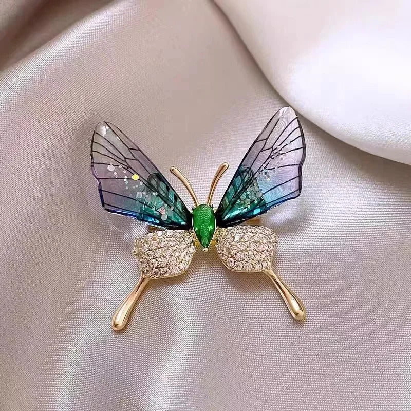 Delicate Rose Flower Pearl Rhinestone Brooch Pins for Women Lotus Luxury Jewelry Wedding Party Coat Dress Suit Decoration Gifts