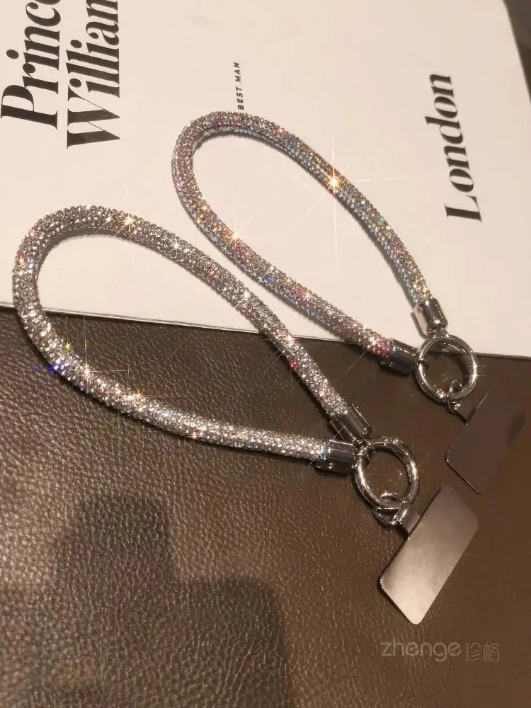 1pc Short Full Diamond Mobile Phone Lanyard Women's Small Fragrant Wind Short Wrist Case Universal Anyard Metal Clip Lanyard