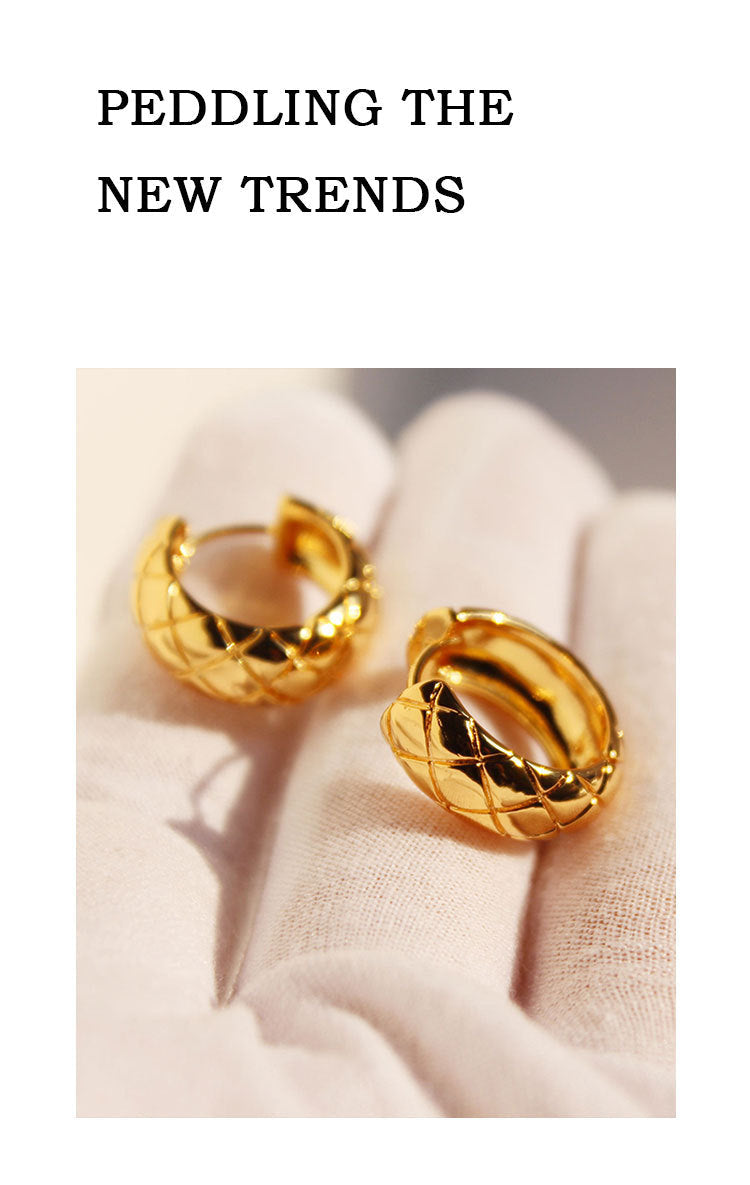 Jewelry Copper Gold-Plated Earrings Diamond Pattern Chanel Style Gold Earrings Round Versatile Ear Clips