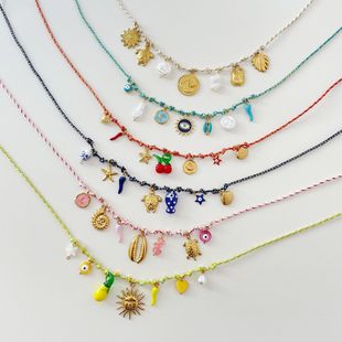 Retro Personality Photo Box Pendant Necklace Openable DIY Pendant Hollow Design Transparent Box 18K Gold Color Retention