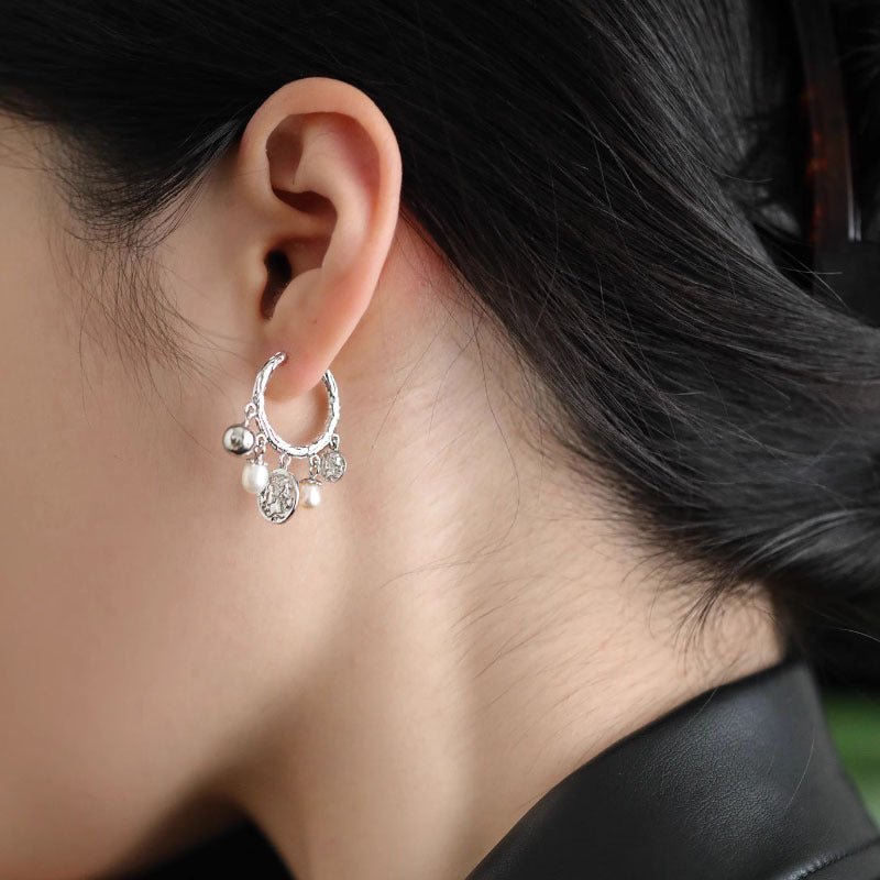 S925 Sterling Silver Pearl Tassel Earrings for Women Fashion Retro Vintage Gold Texture Palace Style Earrings