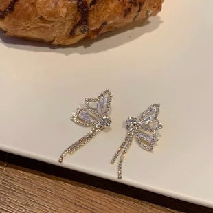Earrings Pearl Style Elegant High-end Drop Earrings Sophisticated Heart-shaped Earrings Simple Internet Celebrity Ear Jewelry 925 Silver Needle