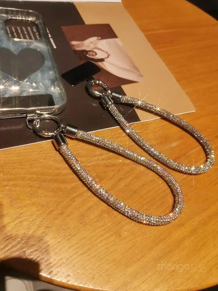 1pc Short Full Diamond Mobile Phone Lanyard Women's Small Fragrant Wind Short Wrist Case Universal Anyard Metal Clip Lanyard