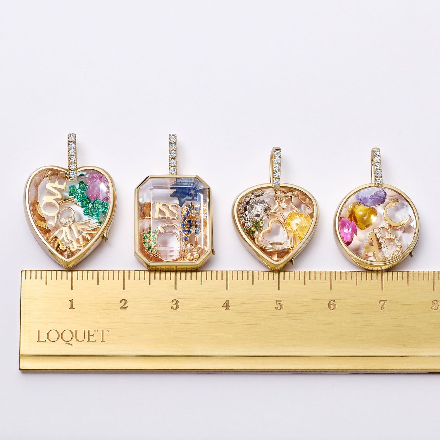 Retro Personality Photo Box Pendant Necklace Openable DIY Pendant Hollow Design Transparent Box 18K Gold Color Retention