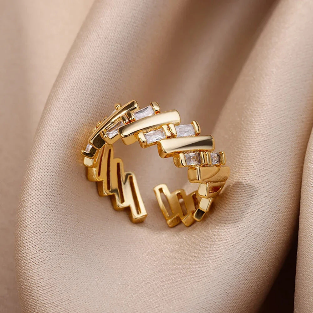 Hot Selling 18K Gold-Plated Full Diamond Titanium Steel Colorfast Open Ring Female Zircon Leaf Ring Female High Sense