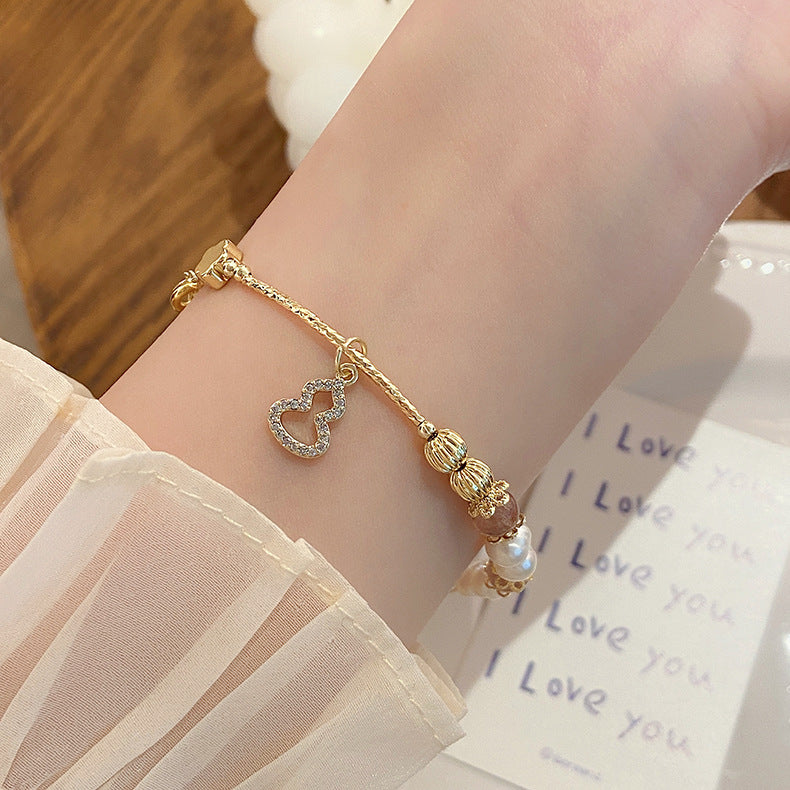 New Style Super Fairy Sweet Strawberry Crystal Bracelet Fresh Ins Gourd Pendant Bracelet String Grey Moonlight Bracelet