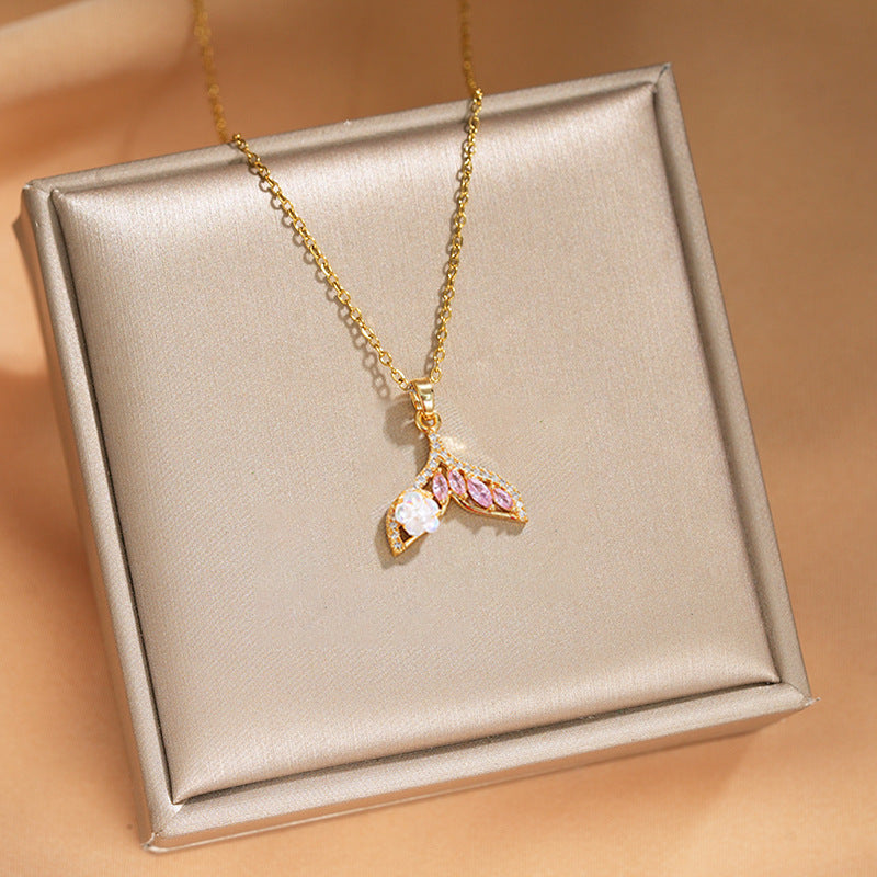 Elegant Inlaid Zircon Exquisite Titanium Steel Necklace for Women Fashionable Versatile Internet Celebrity Collarbone Chain Niche Light Luxury Jewelry