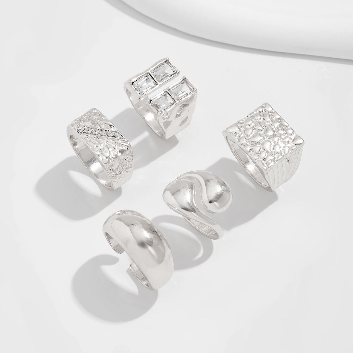 Fashionable Hollow Inlaid Irregular Ring Vintage Alloy Wrinkled Ring Set