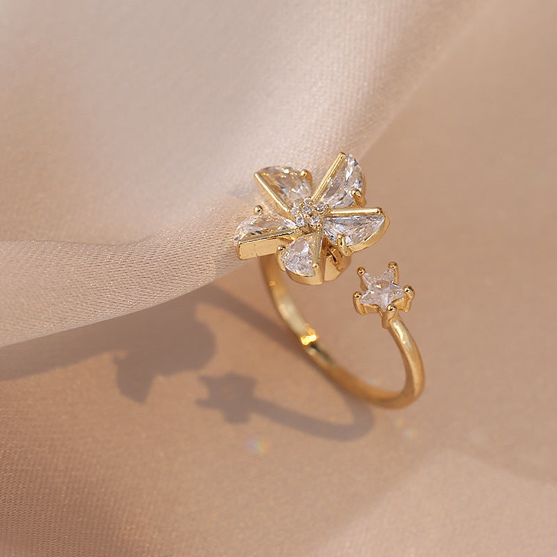 Ring for Women Micro Paved Rotating Zircon Temperament Cold Style Fashion Full Diamond Round Geometric Versatile Fashion Ring Jewelry