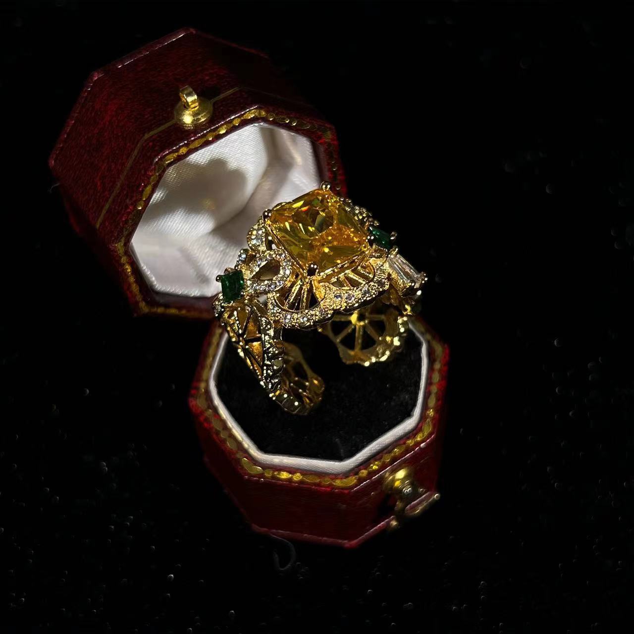Vintage European and American Hot-Selling Retro Hollow Ring High-End Vintage Custom Temperament Versatile Gemstone Ring
