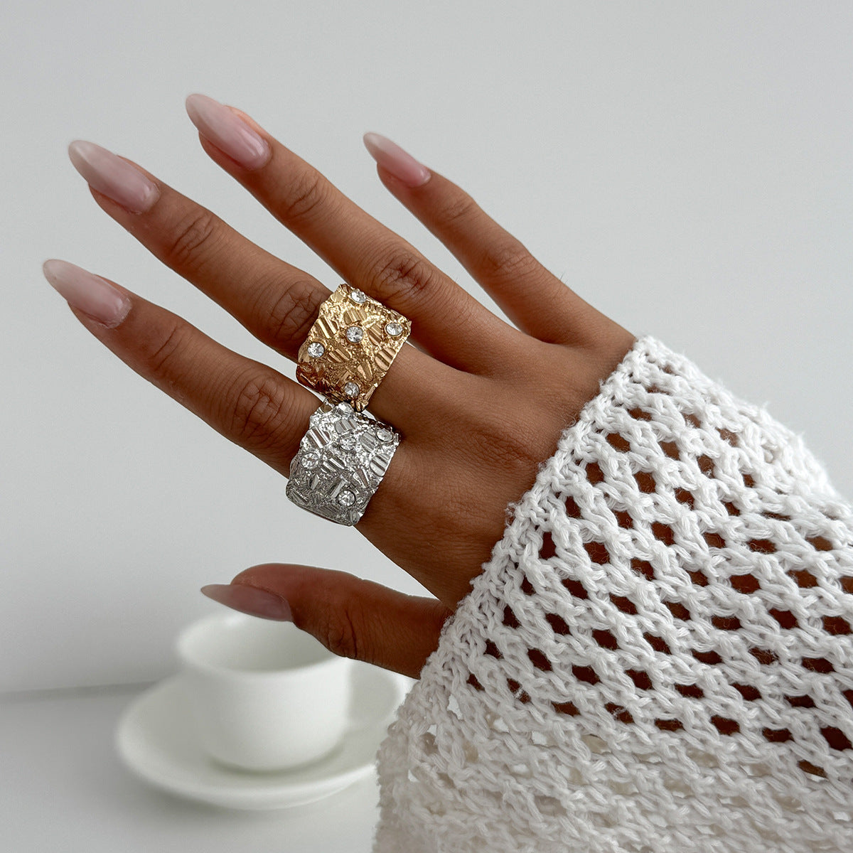 Fashionable Hollow Inlaid Irregular Ring Vintage Alloy Wrinkled Ring Set
