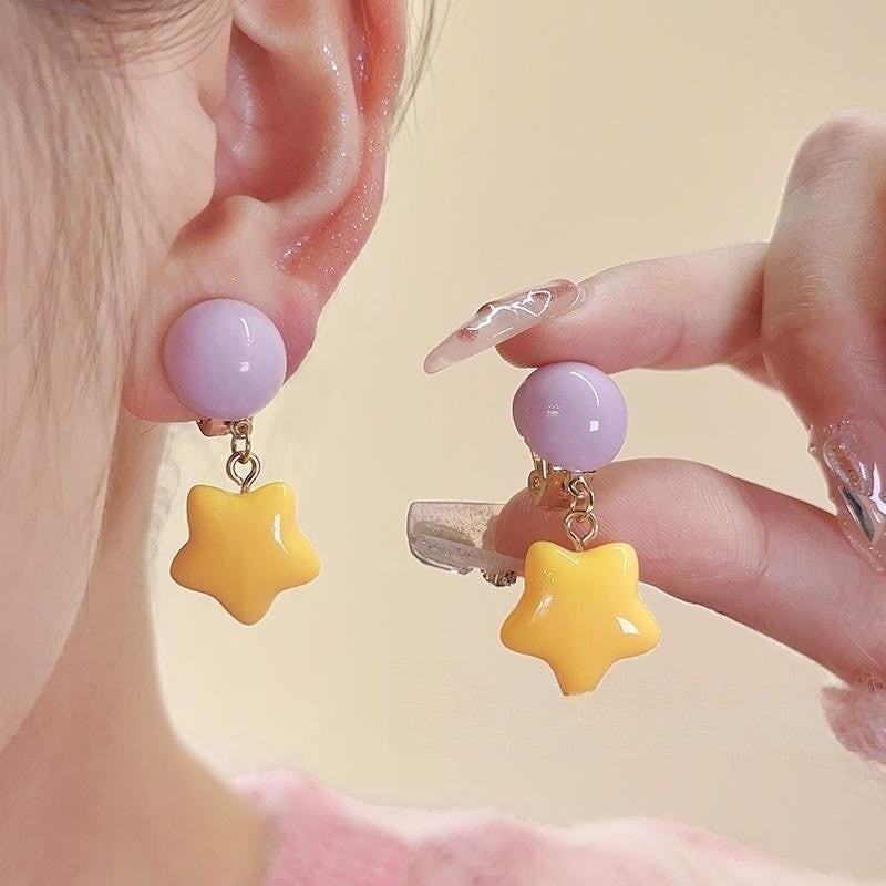 Dopamine Colorful Flower Earrings Suitable for Spring Sweet Cute Young Heart Stud Earrings for Women 2025 New Model