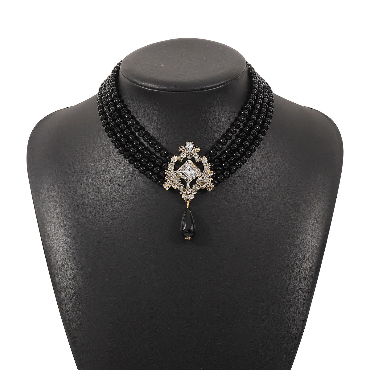 French Retro Pearl Necklace Light Luxury Retro Multi-layer Palace Style Choker Unique Exaggerated Necklace