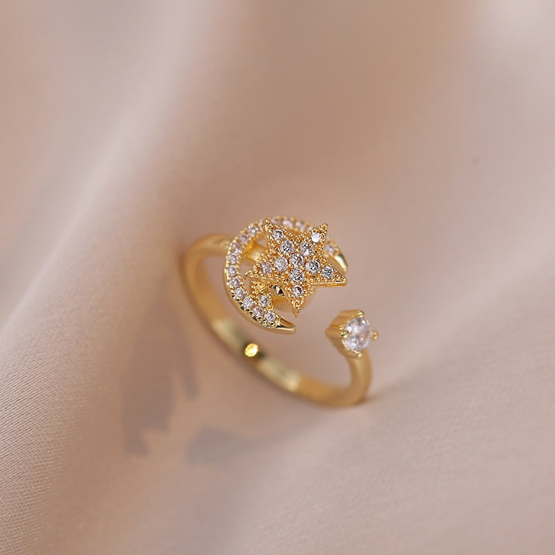 Rotating Ring for Women with Micro Paved Zircon, Elegant and Minimalist Style, Versatile Full Diamond Round Clover Ring Jewelry