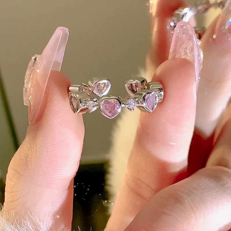 Pink Love Heart Rings for Women Opening Personality Thorn Finger Ring Fashion Sweet Girls Jewelry Wedding Party Accessories 2024