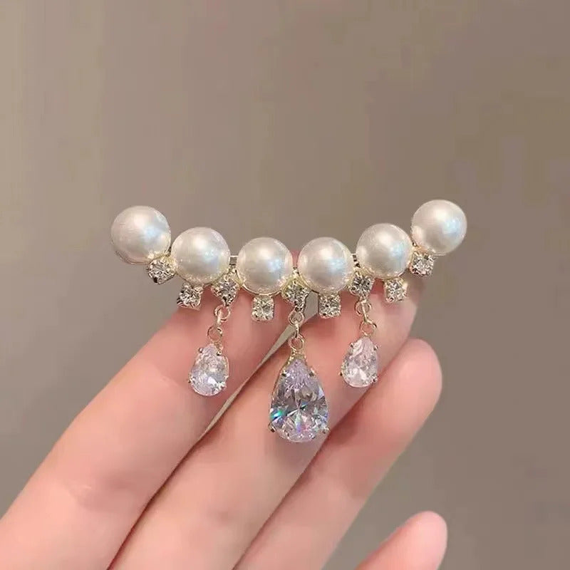 Delicate Rose Flower Pearl Rhinestone Brooch Pins for Women Lotus Luxury Jewelry Wedding Party Coat Dress Suit Decoration Gifts