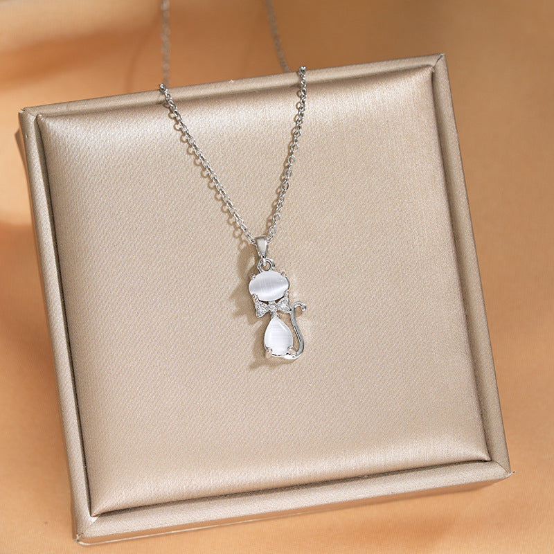 Elegant Inlaid Zircon Exquisite Titanium Steel Necklace for Women Fashionable Versatile Internet Celebrity Collarbone Chain Niche Light Luxury Jewelry