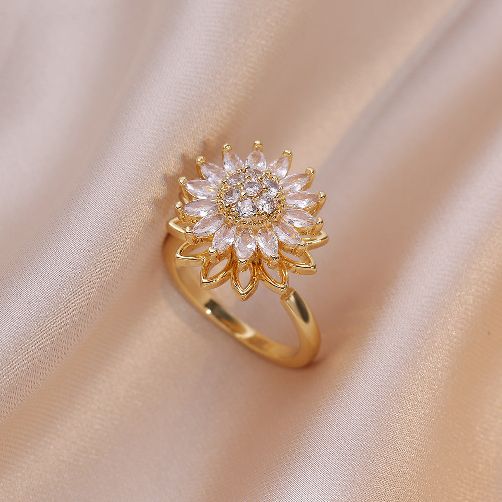 Rotating Ring for Women with Micro Paved Zircon, Elegant and Minimalist Style, Versatile Full Diamond Round Clover Ring Jewelry