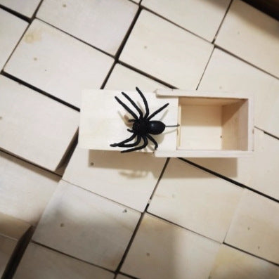 Tricky Spider Box Prank Toy Scare Box Prank Spider Box Scary Horror Small Wooden Box