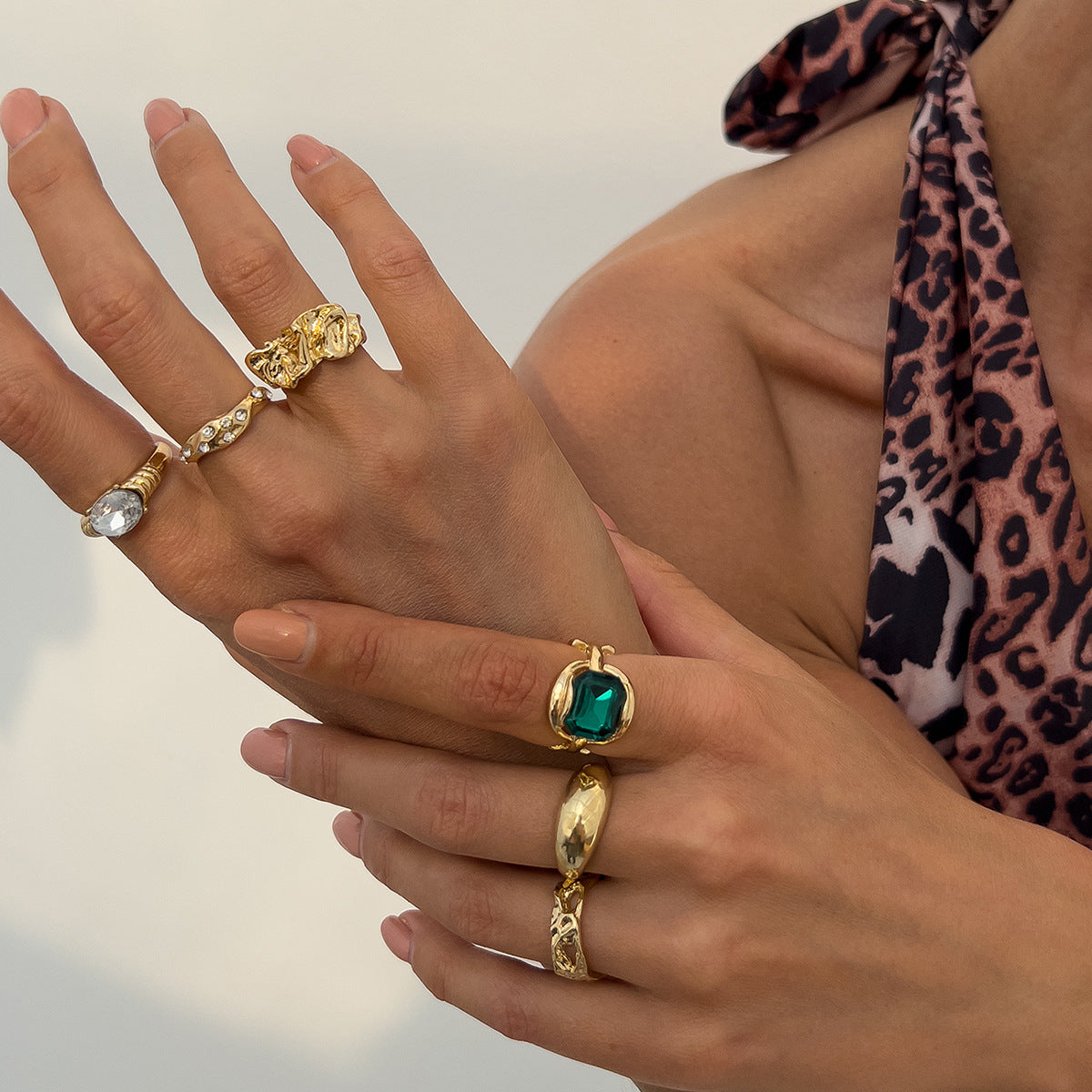Fashionable Hollow Inlaid Irregular Ring Vintage Alloy Wrinkled Ring Set