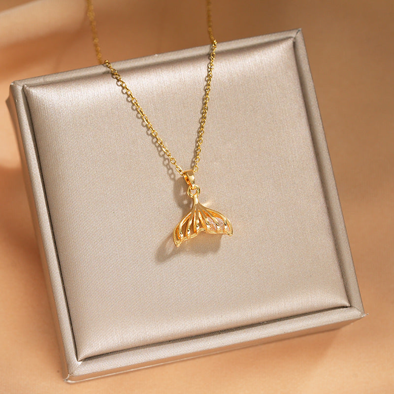 Elegant Inlaid Zircon Exquisite Titanium Steel Necklace for Women Fashionable Versatile Internet Celebrity Collarbone Chain Niche Light Luxury Jewelry