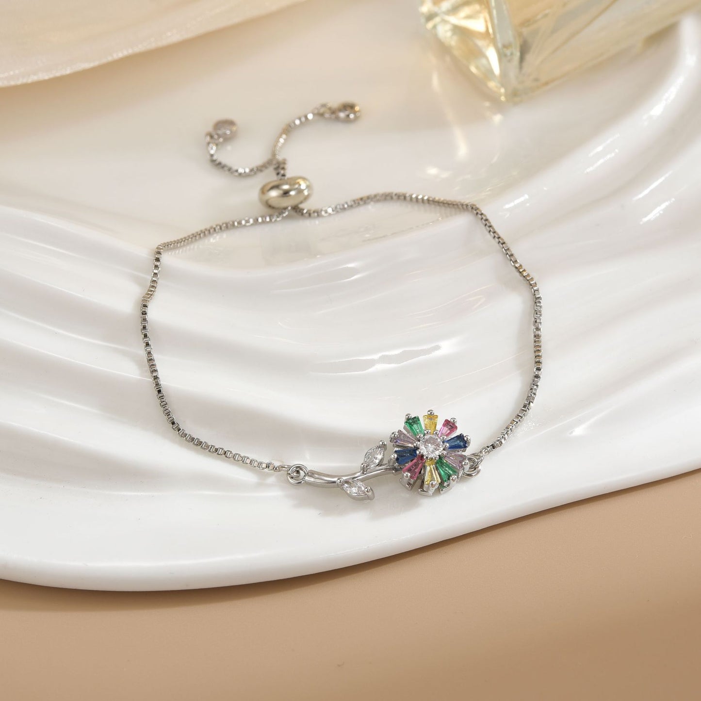 Rotatable Flower Color-Retaining Pure Copper Gold-Plated Bracelet with a Sense of Design and High-End Feel, Non-Fading Jewelry