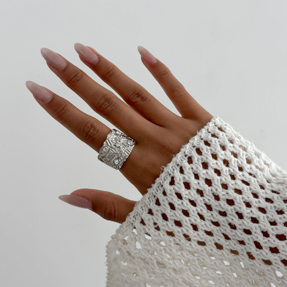 Fashionable Hollow Inlaid Irregular Ring Vintage Alloy Wrinkled Ring Set
