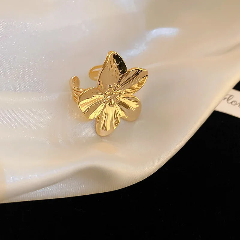 2024 New Stainless Steel Flower Ring For Women Simple Temperament Party Fashion Trendy Charm Waterproof Jewelry