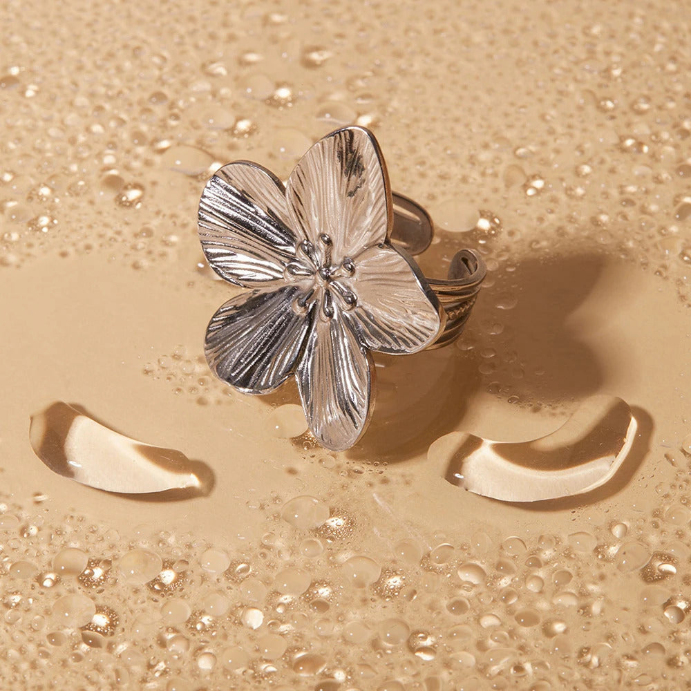 2024 New Stainless Steel Flower Ring For Women Simple Temperament Party Fashion Trendy Charm Waterproof Jewelry