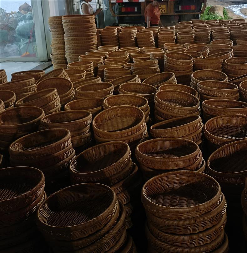 Rattan Dustpan Sun Basket Round Brown Household Storage Basket Storage Tray Handwoven Basket