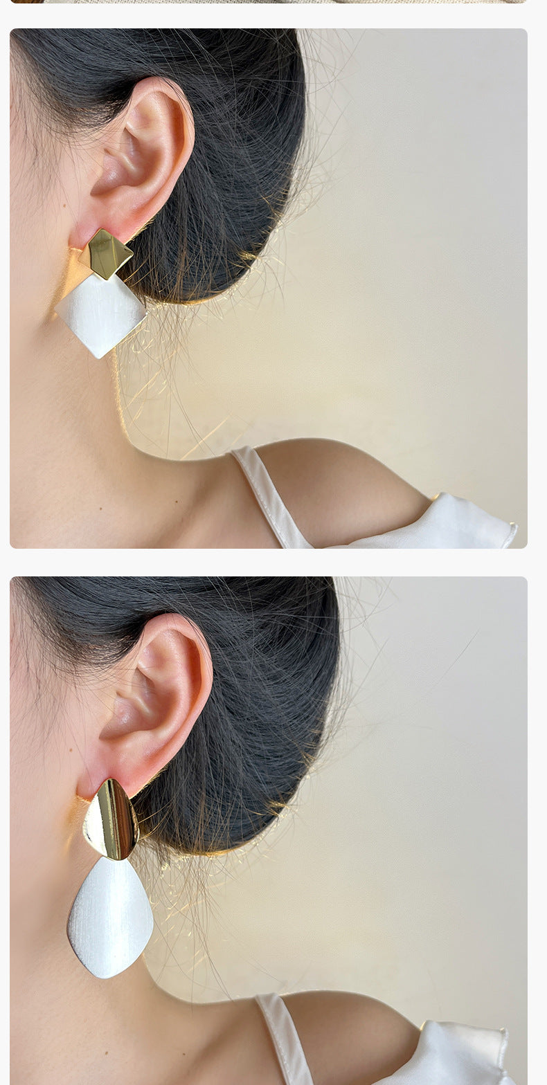 Trendy Color-Block Brushed Silver Rhombus Earrings Personality 925 Silver Needle Women's Stud Earrings 2025 New High-End Fashion