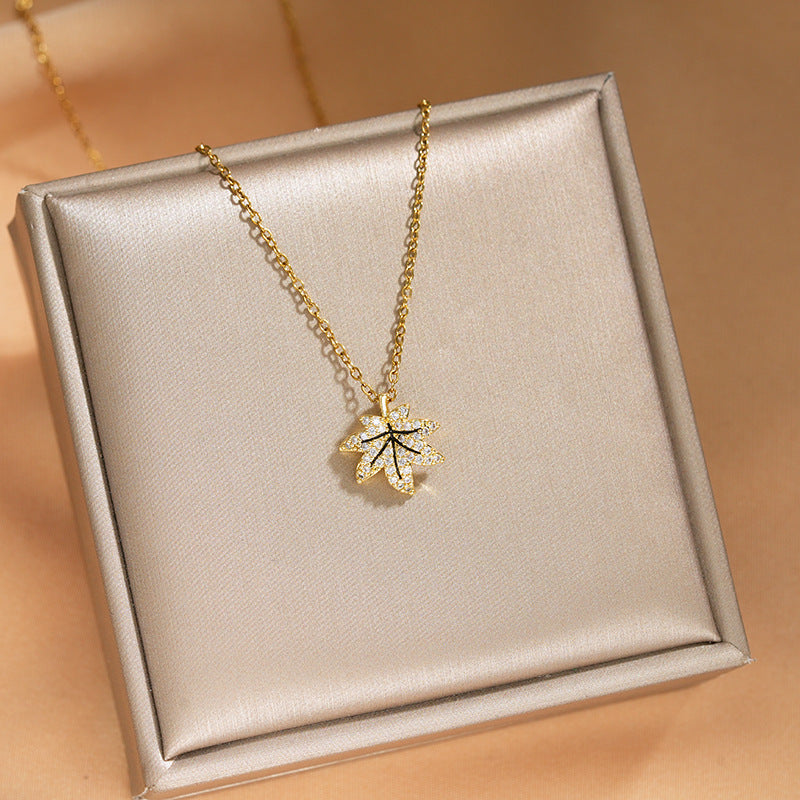 Elegant Inlaid Zircon Exquisite Titanium Steel Necklace for Women Fashionable Versatile Internet Celebrity Collarbone Chain Niche Light Luxury Jewelry