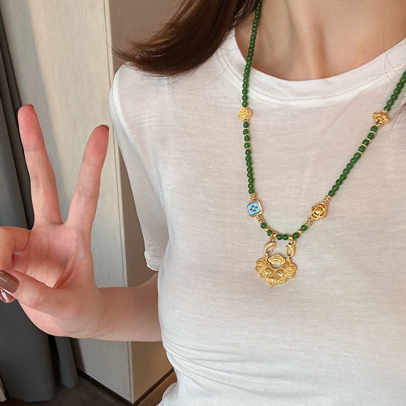 New Chinese Style Original Ancient Gold Sand Gold Koi Peace and Prosperity Lock Pendant Pearl Shell Necklace for Women New Simple Personality