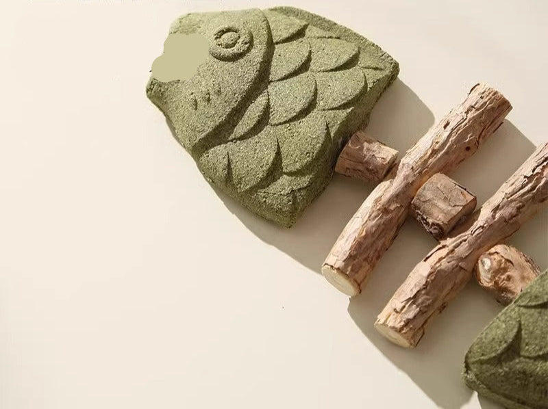 Cat Toy Fish Bone Wooden Polygonum Teething Stick Realistic Fish Teeth Cleaning Stick Self-Entertainment Toy Creative Grilled Fish Teaser Stick