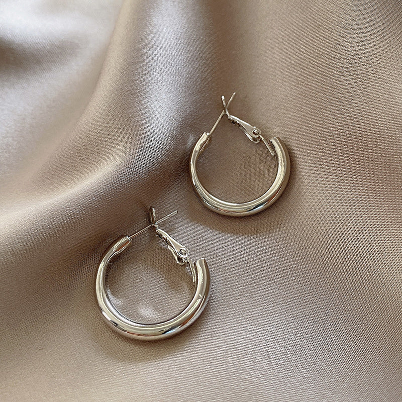 925 Silver Needle Hong Kong Style Retro Metal Earrings Women's High-Grade Geometric Simple Bracelet Ear Clip All-Match Exaggerated Commuter Earrings