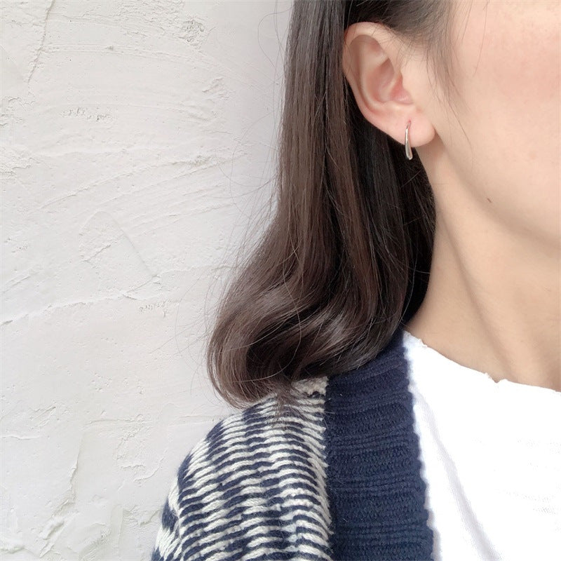 No Need to Remove Earrings While Sleeping for Women, Minimalist Style, Simple and Elegant, Internet Celebrity Ear Hooks, Small Silver Stud Earrings