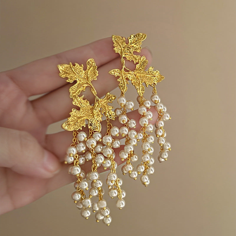 Silver Needle Inlaid with Diamonds and Pearls Flower Tassel Earrings Niche Style Atmosphere Earrings Fashionable Light Luxury High-end Earrings