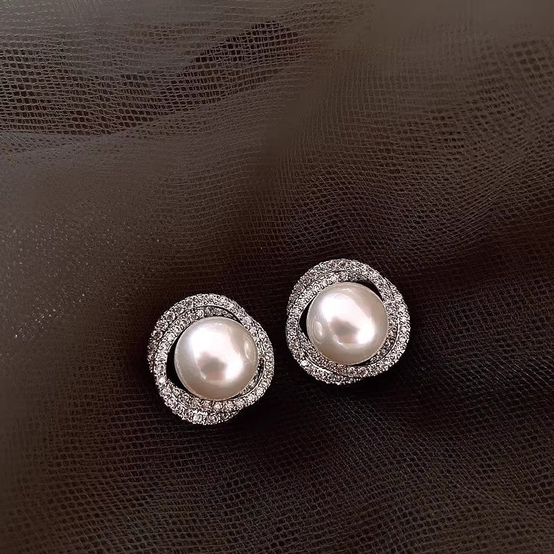 S925 Silver Pearl Stud Earrings Women's Elegant Light Luxury High-End Design Sense Earrings 2023 New Fashion Popular Earrings