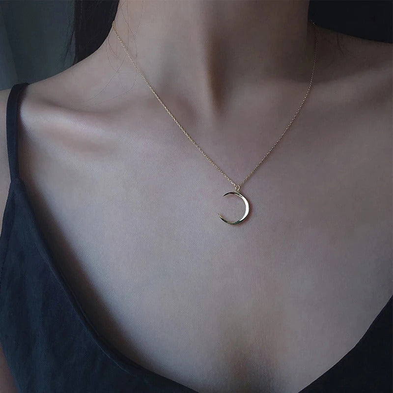 Stainless Steel Necklace New Fashion Moon Chain Pendant Simplicity Necklaces For Women Jewelry Accessories Party Charm Gifts