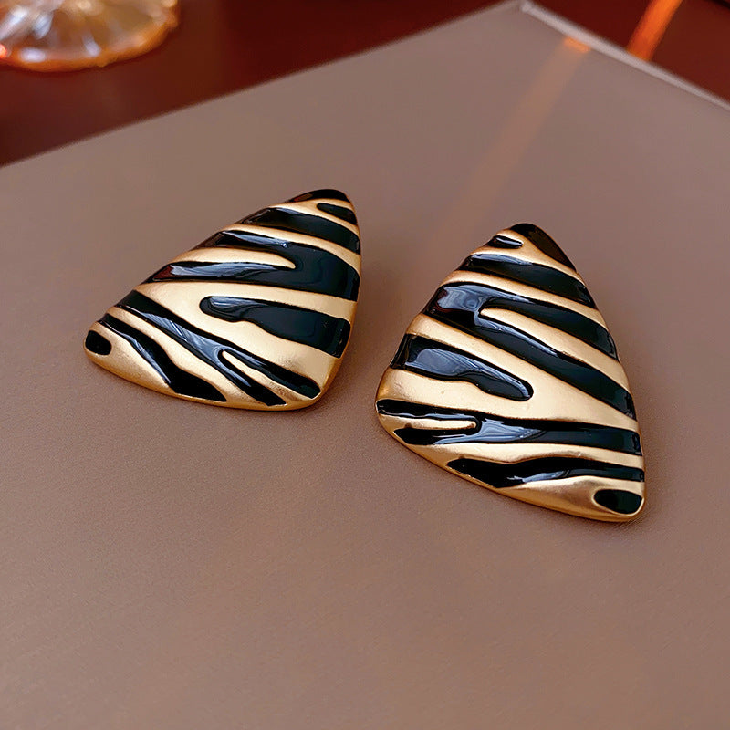 Vintage Earrings Fashion Versatile Ear Jewelry Niche Light Luxury High-end Accessories