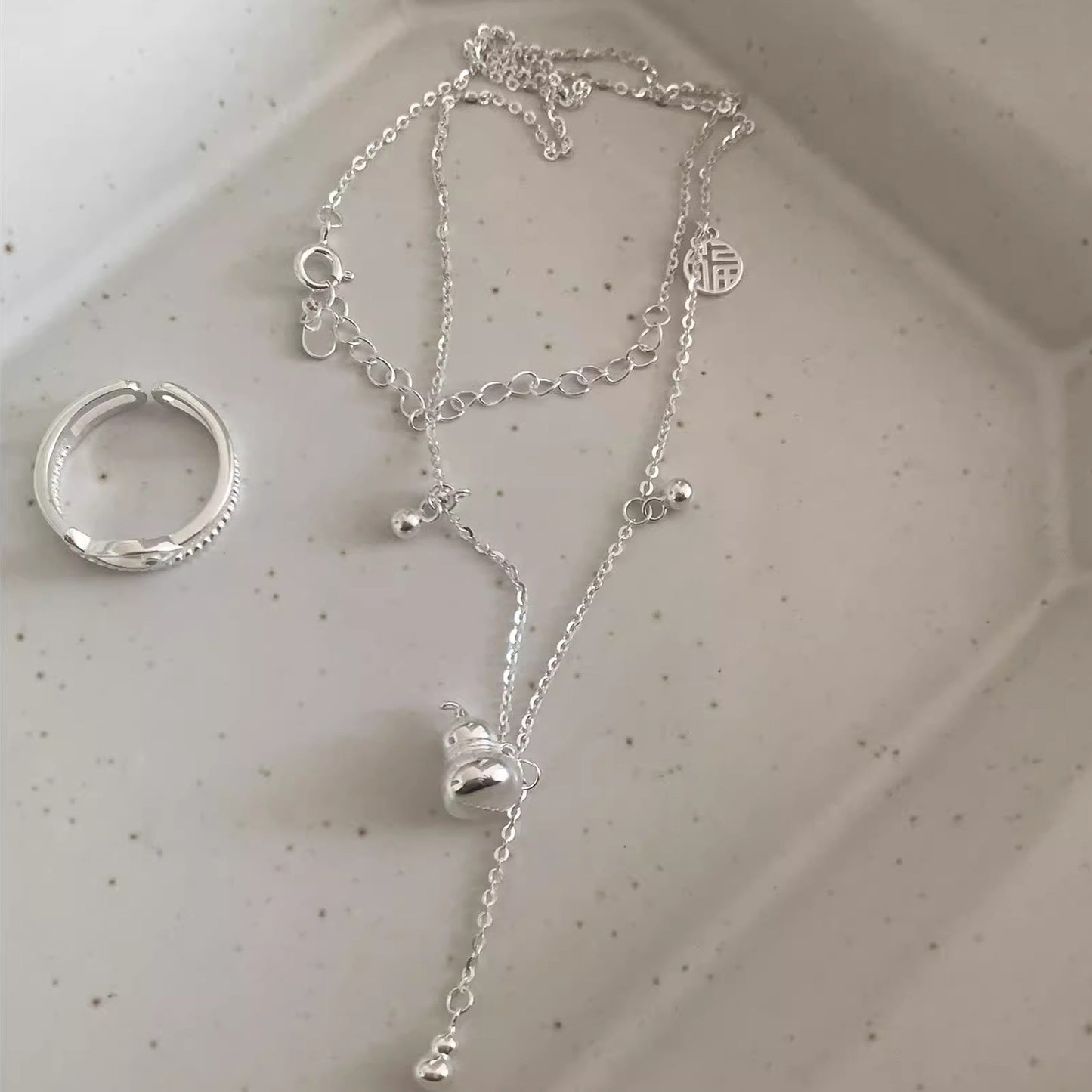 New Chinese Style S925 Sterling Silver Gourd Pendant Necklace for Women, Niche Design with High-end Tassel Collarbone Chain, New Fashion Accessory