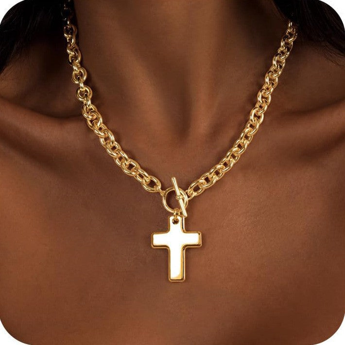 Amazon TK Hot-Selling OT Buckle Square Cross Necklace for Women Copper Plated 14K Gold Paperclip Necklace Yiwu In Stock