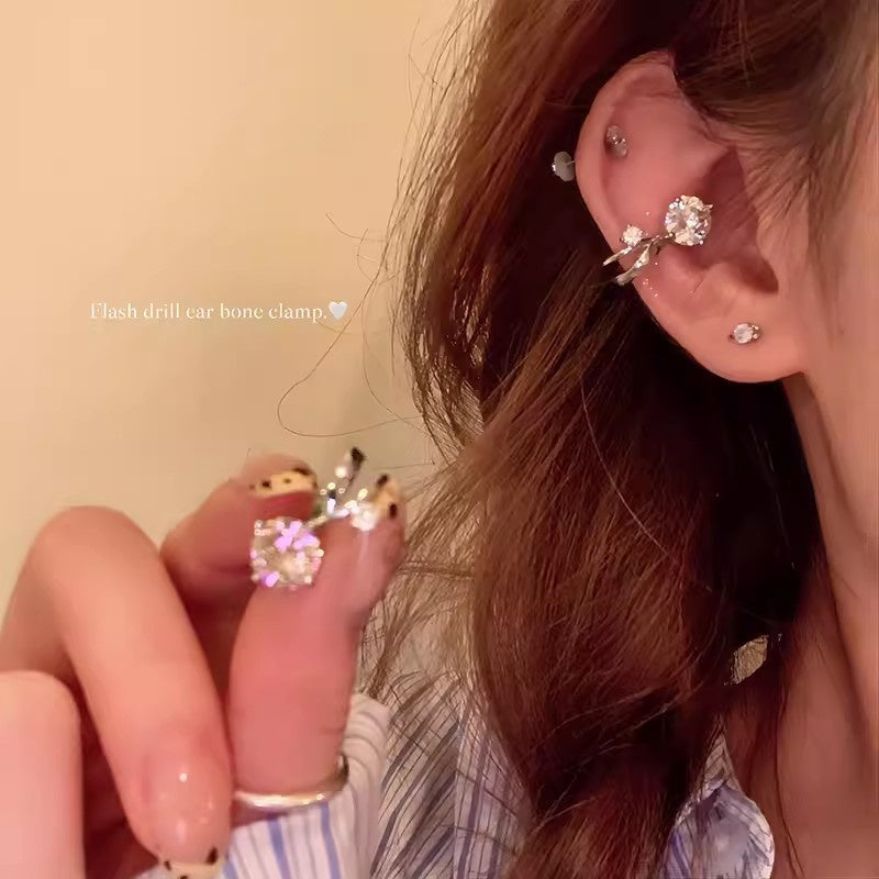 GenOptics Aura Essence Sparking Zirconium Ear Clip Non-Piercing Ear Clip Unique and Beautiful High-End Sense Light Luxury Temperament Earrings Female Earrings