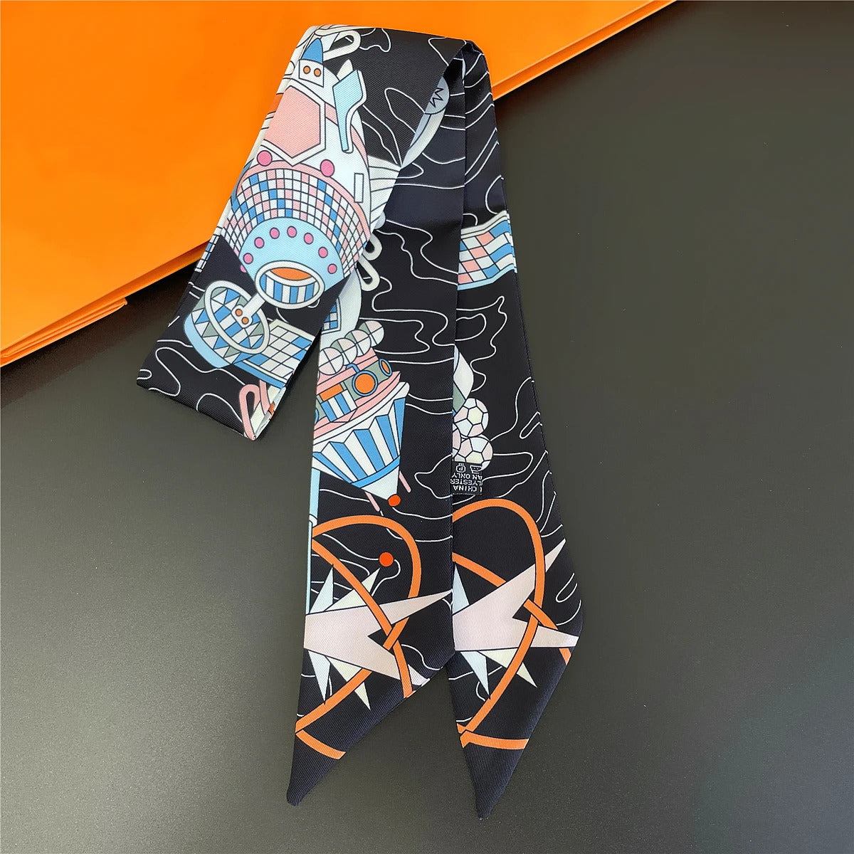 2024 Brand Design Leopard Twill Silk Scarf Luxury Scarf Women Foulard Skinny Bag Scarves Neckerchief Fashion Hair Headband