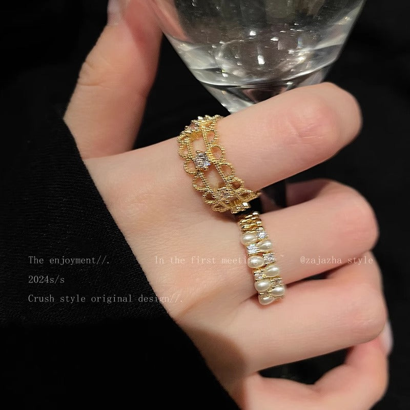 Wide Hollow Lace Open Ring French Retro Exquisite Commuting White Wear Ring