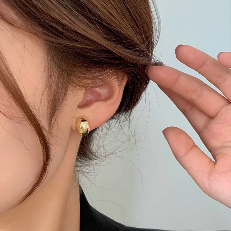One Cold Style Simple Metal Earrings Retro High Fashion Style Texture Round Earrings